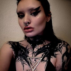 EnnyDisaster - An OnlyFans Model