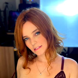 Seductive Model Amy❤️ in Studio