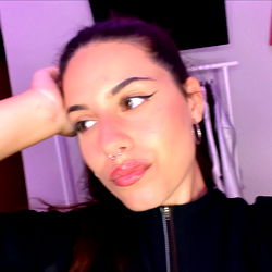 A Model's Serene Vibes