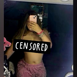 Model Explicitaa Shares Sensual Selfie