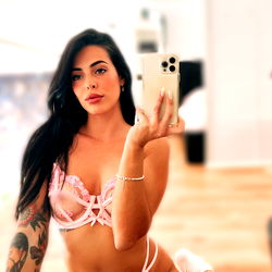 Onlyfans Model Mara, Italian Beauty