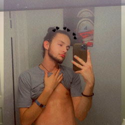 Austin Williams - OnlyFans Model