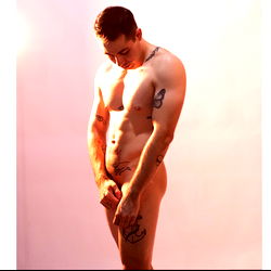 Fitness Model JDAＲiO in a Gym