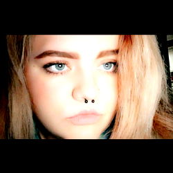 Model Photo of May Shroom