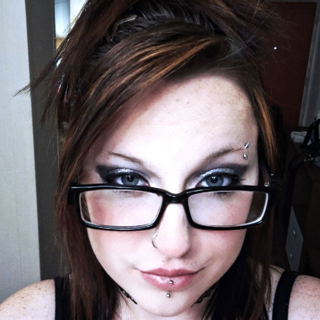 ⭒✮ 𝖊𝖑𝖆𝖎𝖓𝖊 ✮⭒ photo