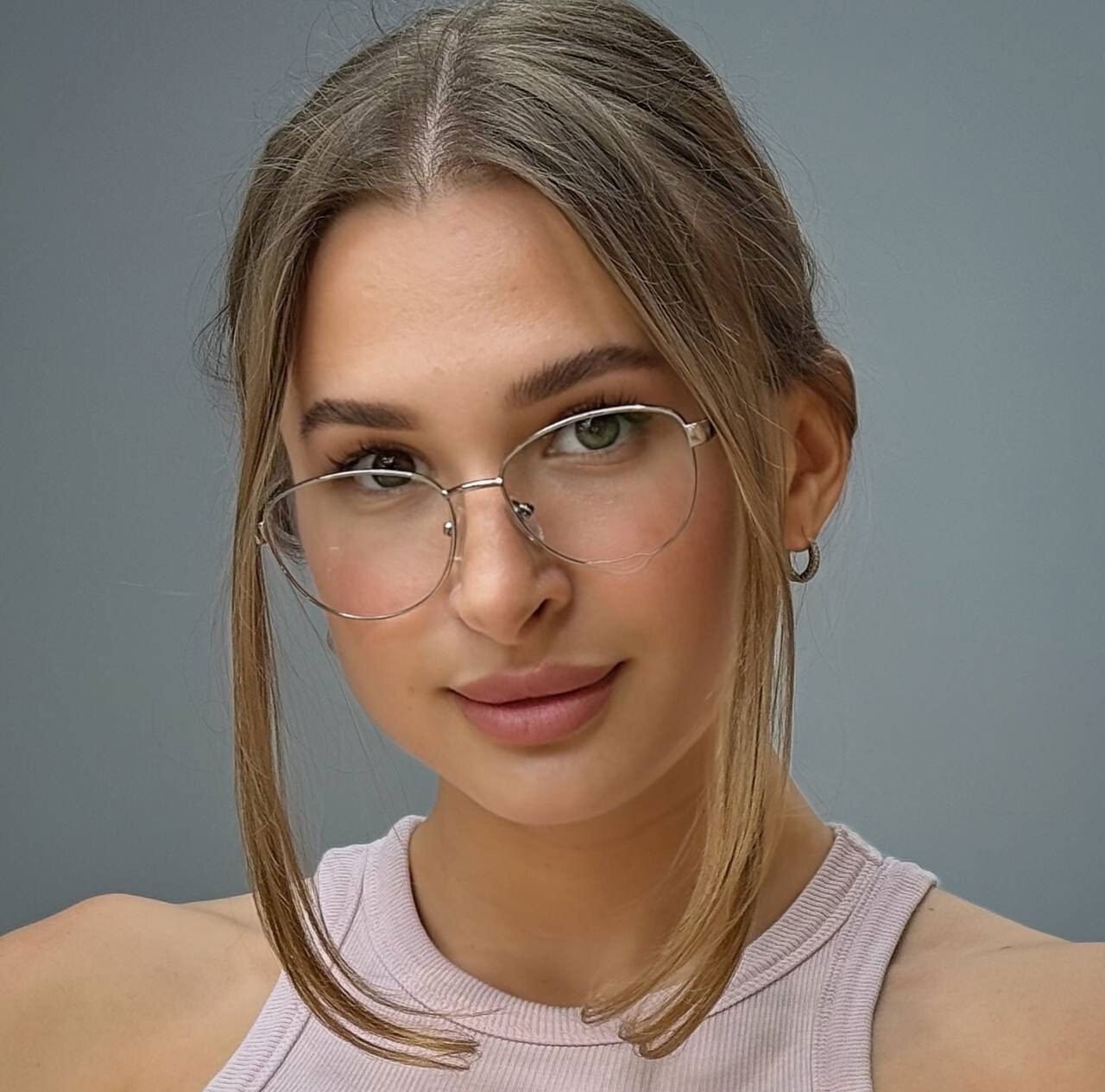 Ariadna Morales photo