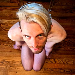 Alyx Tyr, Onlyfans Model: A Shocking Exposure