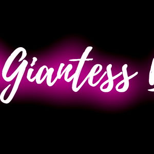 Giantess Julie photo