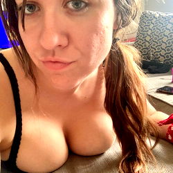 Ari Safari's OnlyFans Profile