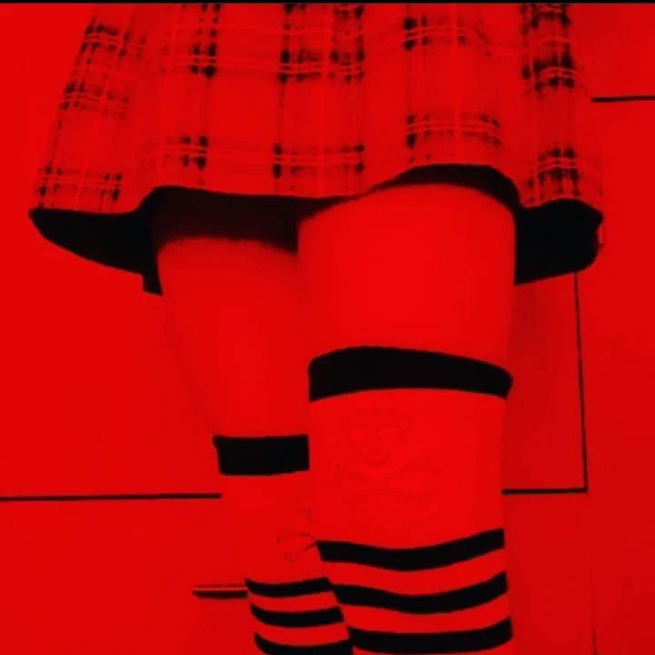 _thedyingvioleta_ photo