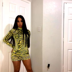 Jennifer Hernandez: Elegant Dallas Tx Model Strikes a Pose