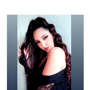 Lucia Juรกrez photo