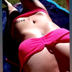 Pequeña diosa26 photo