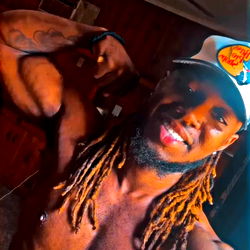 Mississippi-Based Model Angel Bangz Showcases her Style