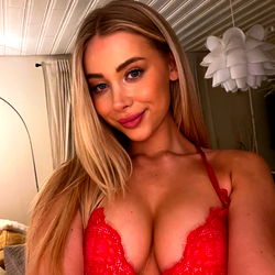 Amelia🦋 - OnlyFans Model in a Red Lingerie Shoot