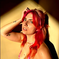 Ana Day: Model and Influencer