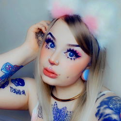 OnlyFans Model AltBabysPice in Playful Pose