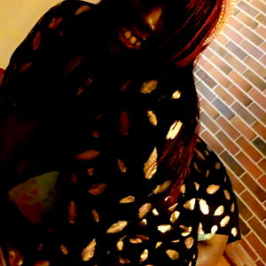 JuicyLalaFatPussyDoll photo