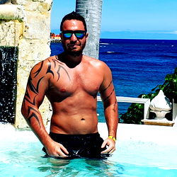 Andy-Star, German Fitness Model Posing at Swimming Pool