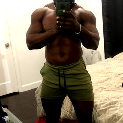 OnlyFans Model Chocolatebvssy Flaunts New Shorts, Showcases Fitness