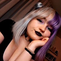 Trendy OnlyFans Model Nymphie in Purple