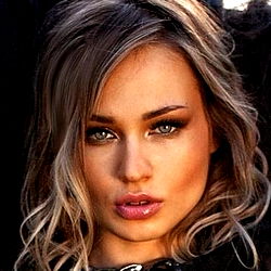 Onlyfans Model | Freefightergirl