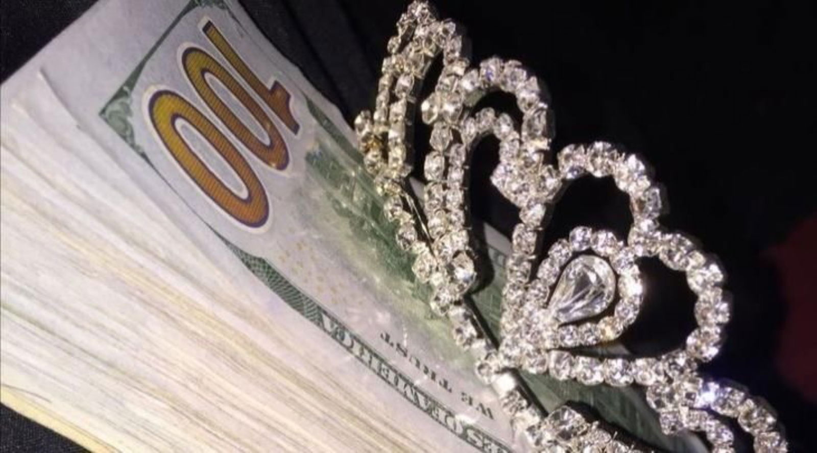 August | 아기 photo