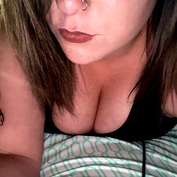 AlysonXxWonderland - Onlyfans Model