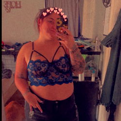 Amethyst: A Photographic Celebration of Fashion and Empowerment