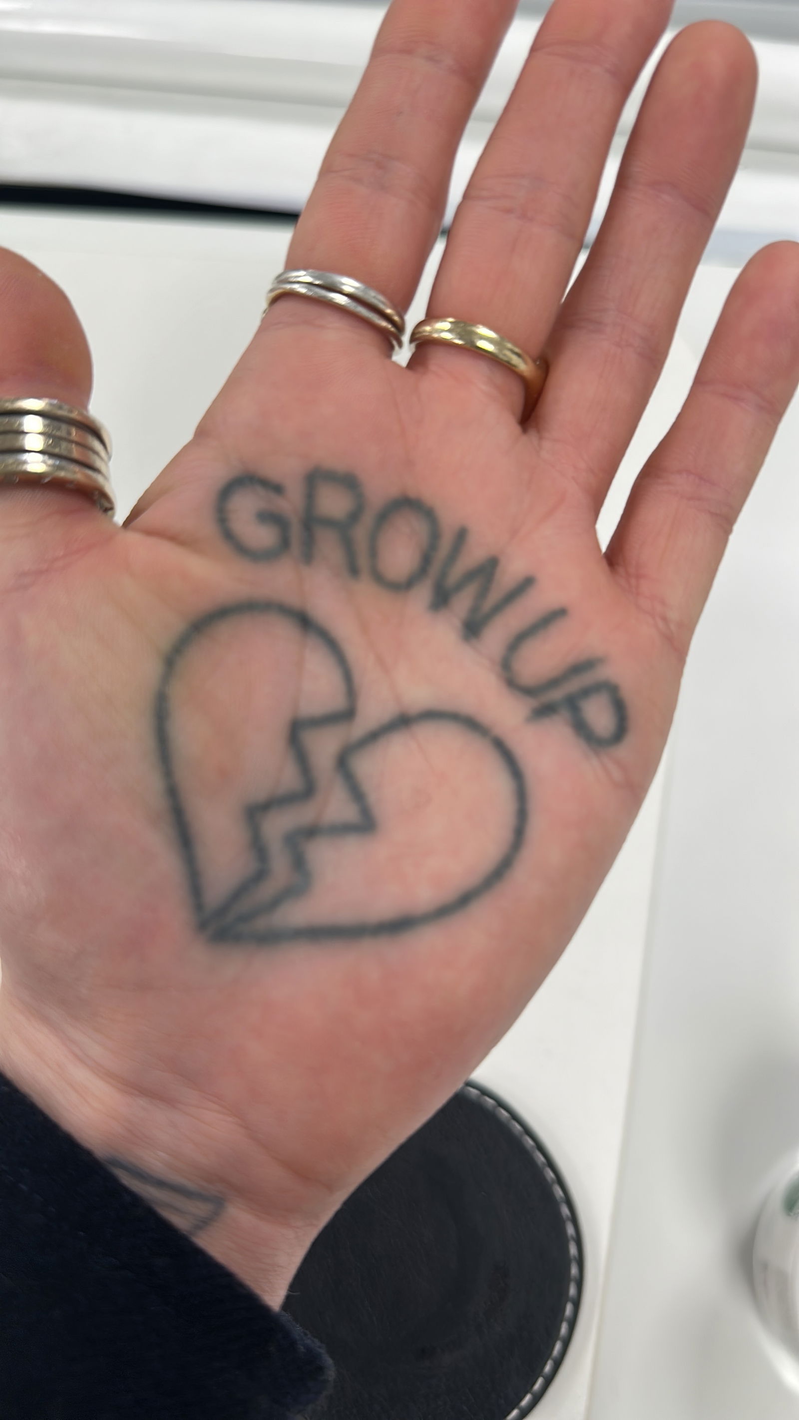 Bluebum 🌶️ 🦶🏻🍌 photo