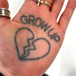 Bluebum 🌶️ 🦶🏻🍌 photo