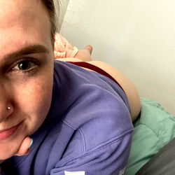 Chloe - OnlyFans Model