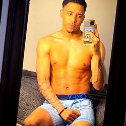 Kyle Flash, OnlyFans Model