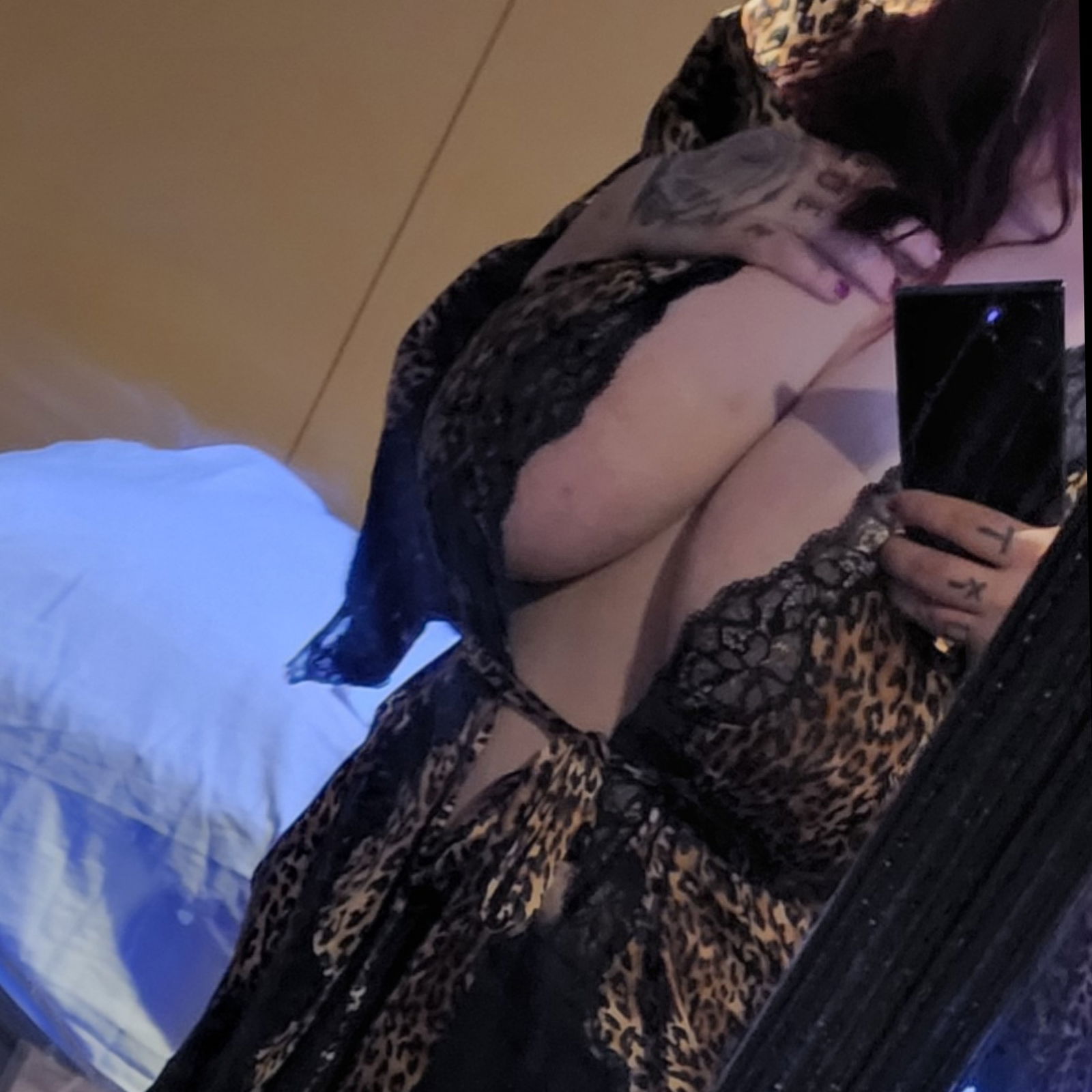 ℬack in October 🖤 photo