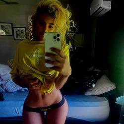 Bad, a Onlyfans Model