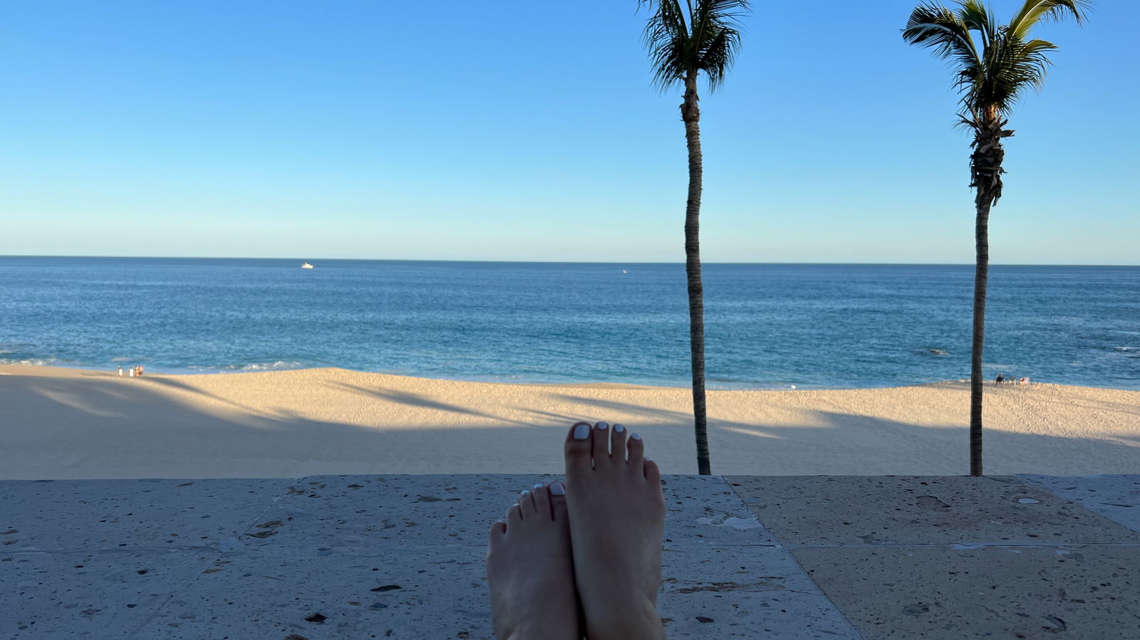 Toes &amp; Hoes photo