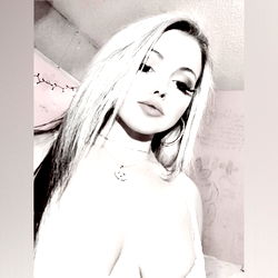 OnlyFans Model Charity Napier from Eastern Kentucky