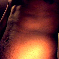 MeanDeanXXX, Onlyfans Model, Shows off Chiseled Abs