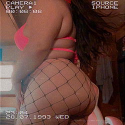 AngieBeFreaky: A Fitness Model Showcasing Her OnlyFans Content