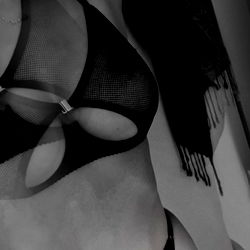 Amibanks: A Miami-Based OnlyFans Model