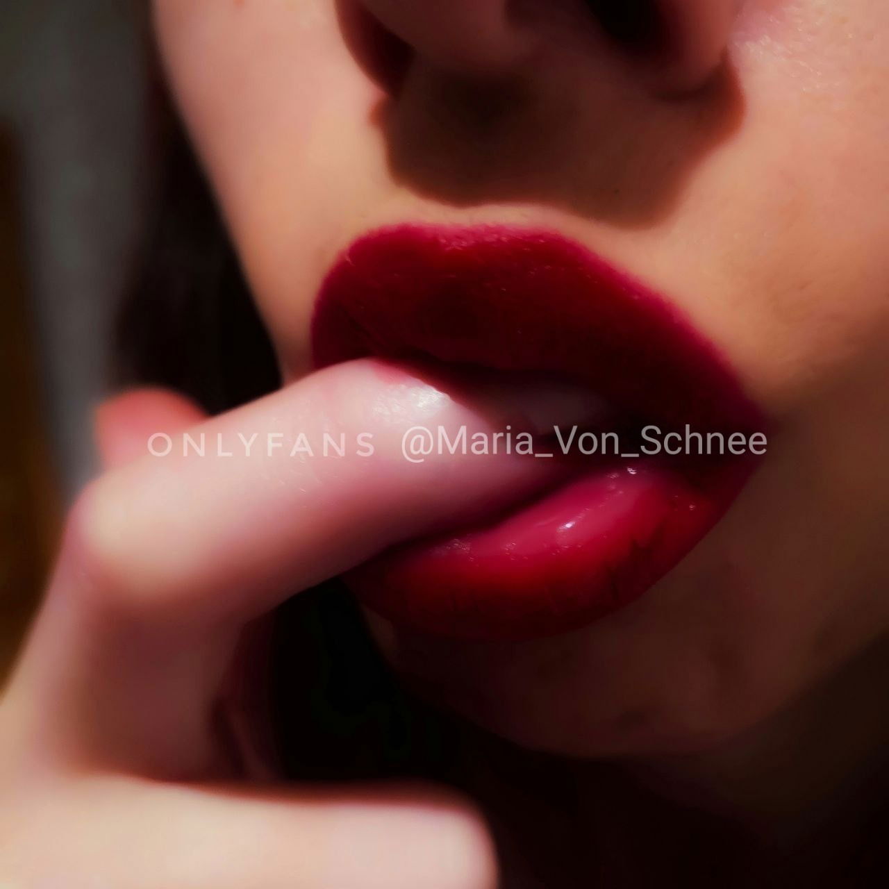 🅵🆁🅴🅴MᴀʀɪᴀVᴏɴSᴄʜɴᴇᴇ photo