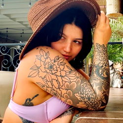 OnlyFans Model Mar Sitting Outdoor