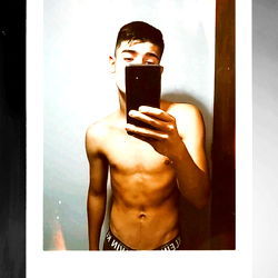 Model Photo: EddyOF, 21