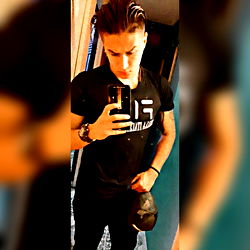 Fredy Andrés - Model Photo