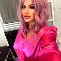 Chloe 🩷, Model, from Hannover