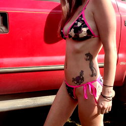 Onlyfans Model in Bikini