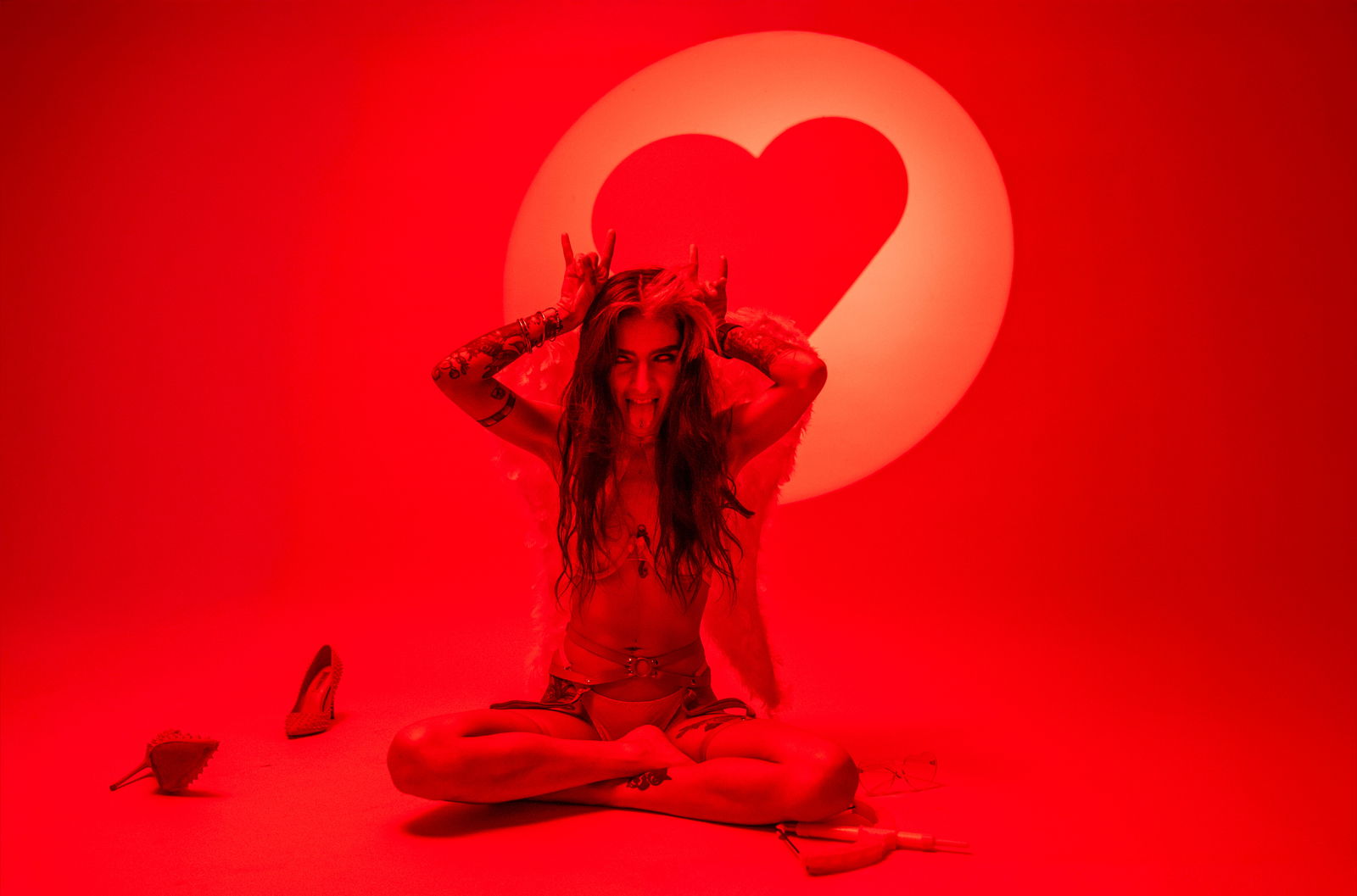 Maria Devil  🤍💋🖤✞ photo