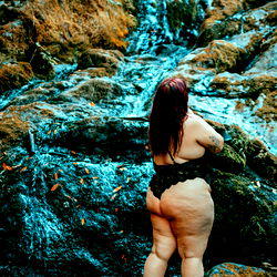 An Intimate Photoshoot with OnlyFans Model ITSLUCYLOUU