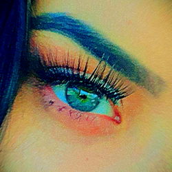 Maddieluv: A Beauty Model with a Striking Eye and Perfect Makeup