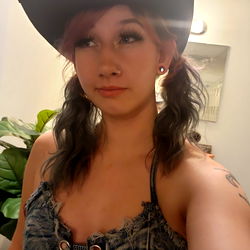 Toni Jade's OnlyFans Photoshoot